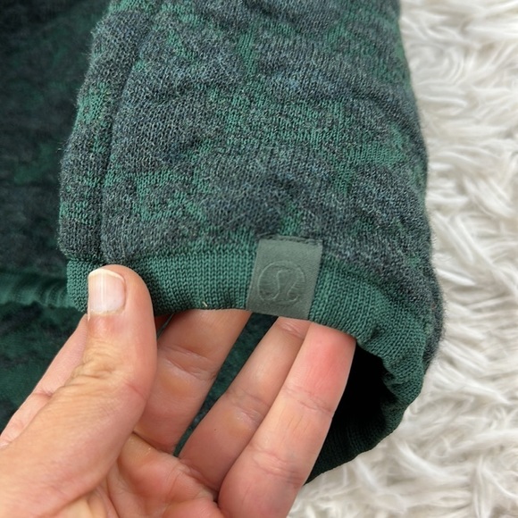 Lululemon Jacquard Multi-Texture Crew Neck Sweater Heathered Smoked Spruce - Picture 7 of 8